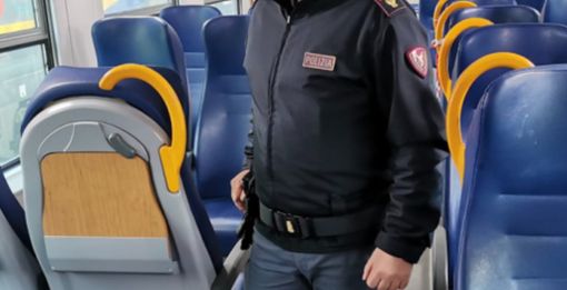 Treni più sicuri: l'app Youpol della Polizia di Stato da oggi attiva anche per chi viaggia in treno Treni più sicuri: l'app Youpol della Polizia di Stato da oggi attiva anche per chi viaggia in treno