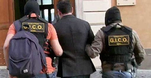 Legnano/Busto Arsizio, 5 arresti per 'ndrangheta. Anche un consigliere comunale Legnano/Busto Arsizio, 5 arresti per 'ndrangheta. Anche un consigliere comunale