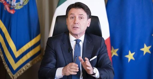 Chiusure commerciali fino al 25 marzo: ecco il testo del decreto con i servizi essenziali che possono restare aperti