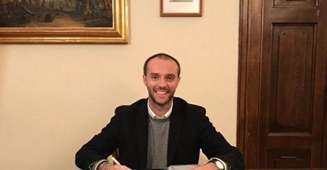 Coronavirus, le disposizioni adottate nella vicina Trecate: scuole chiuse almeno fino a domani. Ma Binatti propone la chiusura per tutta la settimana