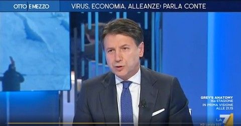 Coronavirus, Conte: «Lavoriamo perché a dicembre non ci siano più zone rosse, in arrivo nuove misure per le categorie più colpite»