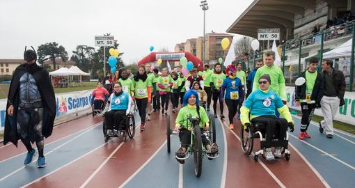 Giusy Versace e “Andrea e i Corsari della Maratona” lanciano la 8^ Scarpadoro Ability Giusy Versace e “Andrea e i Corsari della Maratona” lanciano la 8^ Scarpadoro Ability