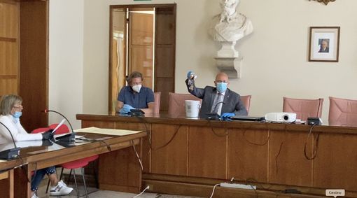 Mortara, l’amministrazione supporta il commercio. Facchinotti: “Le modalità sono in fase di valutazione” Mortara, l’amministrazione supporta il commercio. Facchinotti: “Le modalità sono in fase di valutazione”