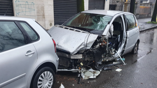 FOTO. Auto fuori strada nella notte: un morto e un ferito a Busto Arsizio FOTO. Auto fuori strada nella notte: un morto e un ferito a Busto Arsizio