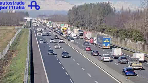 Vigevano: rissa tra giovani in via del Popolo, scattano 6 denunce Vigevano: rissa tra giovani in via del Popolo, scattano 6 denunce