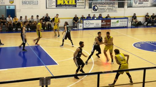 Basket, Serie B: Vigevano si spegne nel finale e viene punita sulla sirena (66-68) Basket, Serie B: Vigevano si spegne nel finale e viene punita sulla sirena (66-68)