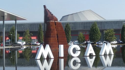 Scarpe e borse nel mondo di Micam, da Vigevano a Fiera Milano