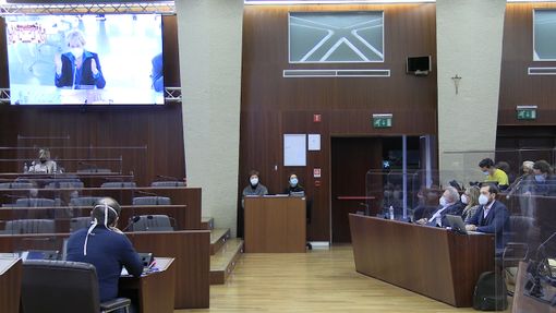 Vaccinazioni Covid, Letizia Moratti:" "Se non dovessero intervenire modifiche nel piano consegne, potremo avere il completamento della fase 1 per il 5 marzo". Vaccinazioni Covid, Letizia Moratti:" "Se non dovessero intervenire modifiche nel piano consegne, potremo avere il completamento della fase 1 per il 5 marzo".