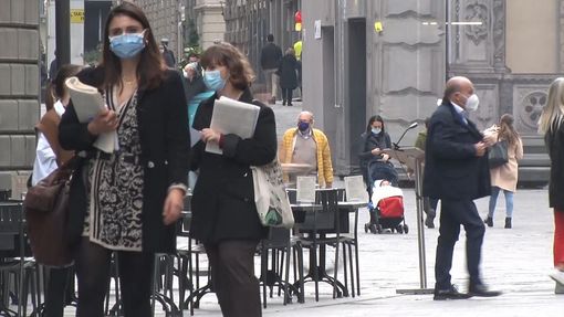 Mascherine all'aperto e discoteche, si cambia dal 10 Febbraio