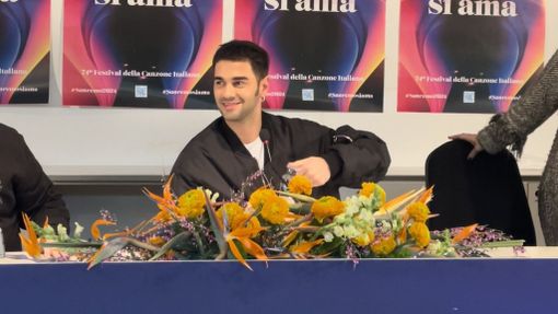 Sanremo 2024, Maninni: &quot;Sono l'outsider del Festival, ma sto ricevendo tanti consensi&quot;