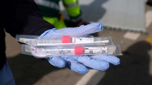 Tamponi anti Covid, la Regione attiva un servizio semplificato per gli studenti tra i 14 e i 19 anni Tamponi anti Covid, la Regione attiva un servizio semplificato per gli studenti tra i 14 e i 19 anni