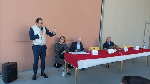 'Guerra dell'acqua' tra novarese e Lomellina, gli agricoltori piemontesi incontrano Cirio