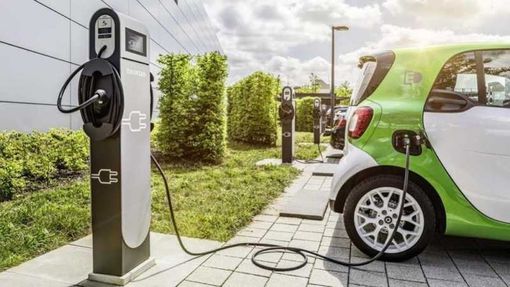 Trecate: in città arrivano 8 colonnine per la ricarica di veicoli elettrici e ibridi