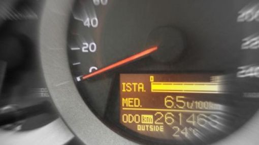 Gdf Alessandria: scoperto a Tortona un commerciante di auto usate che manometteva il contachilometri