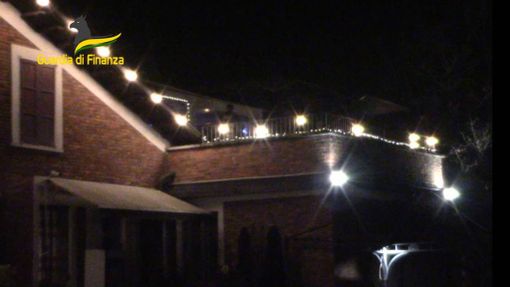 Discoteca abusiva a Castellanza: denunciati 4 organizzatori di eventi