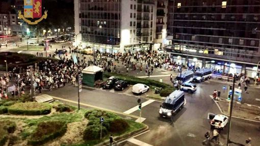 Milano, corteo No Green Pass: 11 in Questura, 5 arrestati