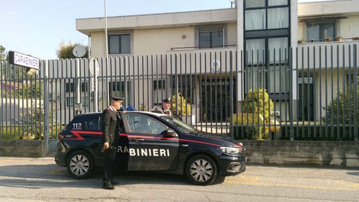 Cassolnovo: in stato di ebbrezza provoca due incidenti stradali e aggredisce un agente Cassolnovo: in stato di ebbrezza provoca due incidenti stradali e aggredisce un agente