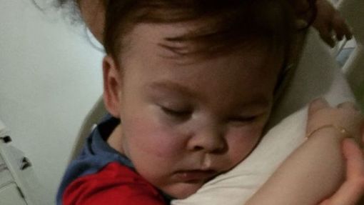 Alfie Evans, storia di un bimbo condannato a morte per non mettere in cattiva luce il sistema inglese
