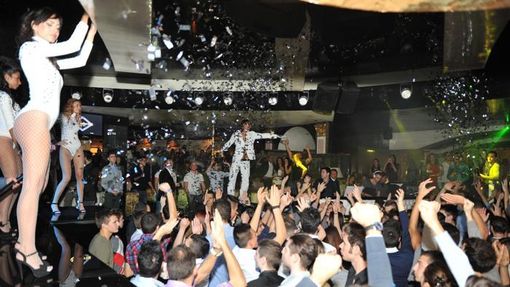 Andavamo tutti al Celebrità.. e forse non potremo andarci più