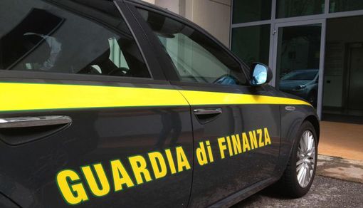 Siglato un protocollo operativo tra Regione Lombardia e comando Regionale Lombardia della Guardia di Finanza per contrastare la circolazione di veicoli con targa estera non paganti il bollo auto Siglato un protocollo operativo tra Regione Lombardia e comando Regionale Lombardia della Guardia di Finanza per contrastare la circolazione di veicoli con targa estera non paganti il bollo auto