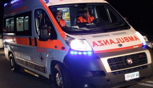 Vercelli: fuori strada con l'auto, perde la vita a 39 anni Vercelli: fuori strada con l'auto, perde la vita a 39 anni