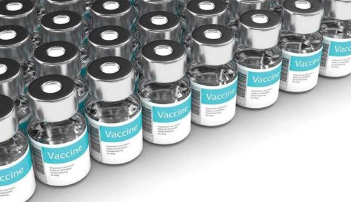 Caos campagna vaccinale: 71 sindaci scrivono a Regione Lombardia