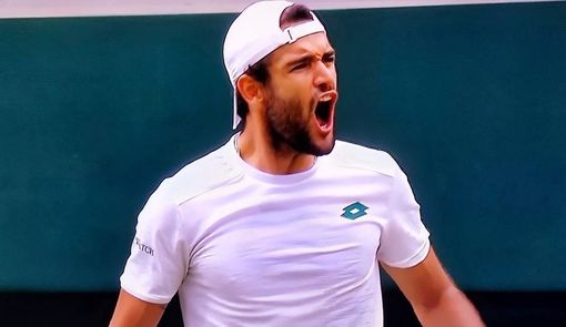 L'urlo di Matteo Berrettini: è in finale a Wimbledon! Mai successo a nessun tennista italiano L'urlo di Matteo Berrettini: è in finale a Wimbledon! Mai successo a nessun tennista italiano