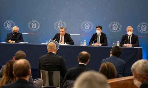 Il governo approva il nuovo Decreto Ristori, ecco a chi spettano