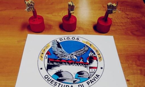 Pavia: tenta di introdurre allo stadio 3 maxi petardi, denuncia e daspo di tre anni per un 32enne Pavia: tenta di introdurre allo stadio 3 maxi petardi, denuncia e daspo di tre anni per un 32enne