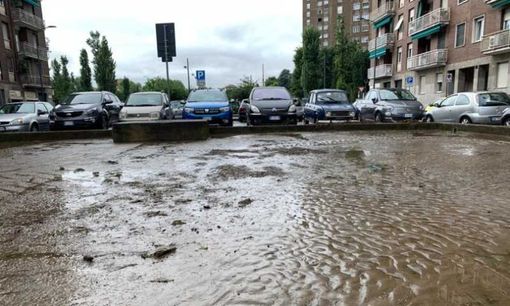 Milano, violento nubifragio sulla città