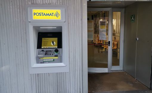 Poste Italiane: nell’ufficio postale di Siziano installato il nuovo Atm Postamat Poste Italiane: nell’ufficio postale di Siziano installato il nuovo Atm Postamat