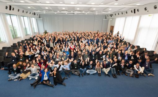 EOS SOLUTIONS in controtendenza: la multinazionale bolzanina con un'importante sede operativa in Brianza, investe sul polo d'innovazione digitale in Salento EOS SOLUTIONS in controtendenza: la multinazionale bolzanina con un'importante sede operativa in Brianza, investe sul polo d'innovazione digitale in Salento