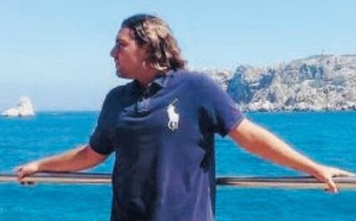 Bareggio piange la scomparsa di Riccardo, morto al Sestriere a soli 20 anni Bareggio piange la scomparsa di Riccardo, morto al Sestriere a soli 20 anni