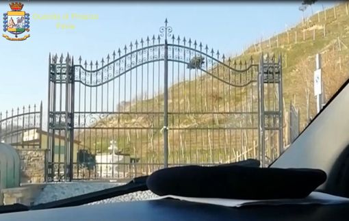 Blitz della Guardia di Finanza pavese: sequestrati immobili, lussuose ville e vigneti per un valore complessivo di circa tre milioni di euro