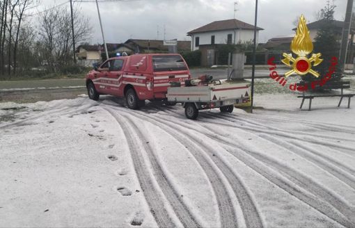 Grandinata in Lomellina tra Garlasco, Gropello e Vigevano. Nell’Est Ticino piogge forti Grandinata in Lomellina tra Garlasco, Gropello e Vigevano. Nell’Est Ticino piogge forti