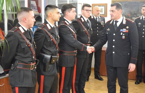 Pavia, presentati cinque nuovi marescialli al comando provinciale dei carabinieri