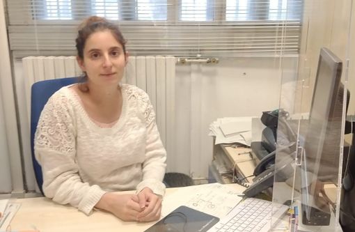 Assunta alle Poste al quinto mese di gravidanza. Dal Varesotto una bella storia di inclusione