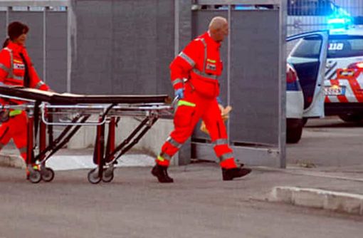 Morto l’operaio 25enne schiacciato ieri a Trezzano: era al suo primo giorno di lavoro Morto l’operaio 25enne schiacciato ieri a Trezzano: era al suo primo giorno di lavoro