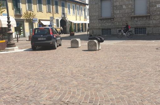 Ladro maldestro nel centro di Magenta tenta il furto, ma perde il tablet con le sue foto