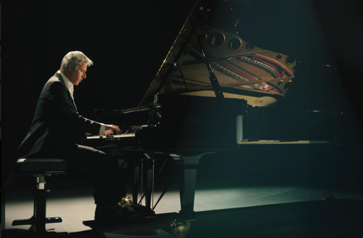 Claudio Baglioni in concerto a Vercelli Claudio Baglioni in concerto a Vercelli