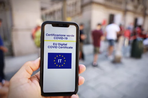 Arriva il Super green pass, cosa cambia da lunedì 6 dicembre fino al 15 gennaio Arriva il Super green pass, cosa cambia da lunedì 6 dicembre fino al 15 gennaio