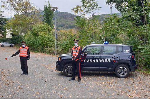 Salice Terme: continuano i controlli dei carabinieri sulla &quot;movida&quot;. Chiuso 5 giorni un esercizio ambulante per violazioni misure anti Covid-19