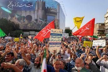 Iran, Trump attacca e poi lancia il MIGA per cambio di regime: &quot;Perché no?&quot;