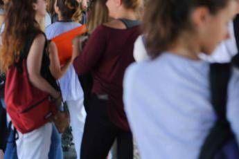 Educazione sessuale, cade divieto per le medie: ma servirà il consenso dei genitori