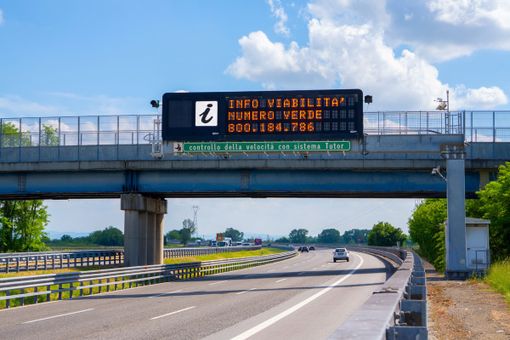 Attivati i nuovi tutor sul tratto di autostrada A7 gestita da Milano Serravalle – Milano Tangenziali Attivati i nuovi tutor sul tratto di autostrada A7 gestita da Milano Serravalle – Milano Tangenziali