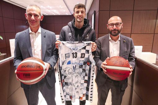 (credit: Agenzia Ciamillo-Castoria)