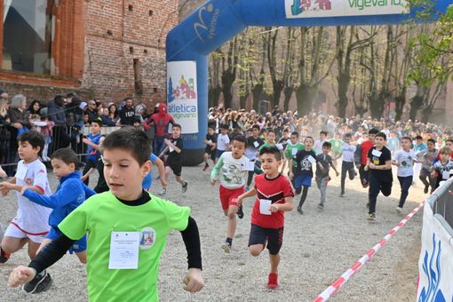 (FOTO) Vigevano, Trofeo Pensa: con le scuole primarie un meraviglioso successo, 1077 alunni iscritti. Ecco tutte le classifiche (FOTO) Vigevano, Trofeo Pensa: con le scuole primarie un meraviglioso successo, 1077 alunni iscritti. Ecco tutte le classifiche