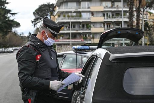 Oltrepò, controlli a tappeto dei Carabinieri: sanzionate 16 persone per il mancato rispetto delle norme anti Covid Oltrepò, controlli a tappeto dei Carabinieri: sanzionate 16 persone per il mancato rispetto delle norme anti Covid