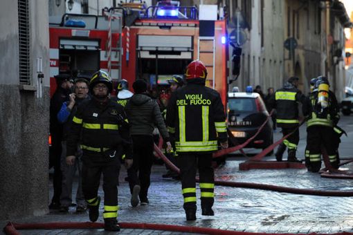 Novara, un altro incendio in zona industriale Novara, un altro incendio in zona industriale