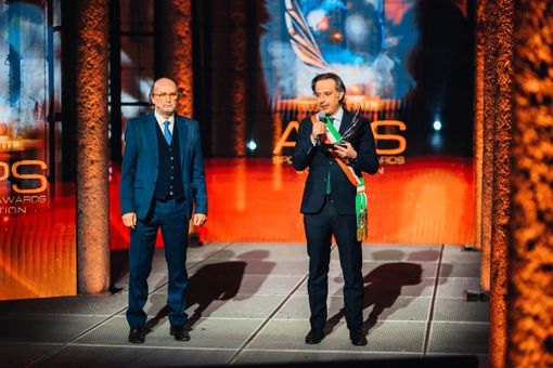 La storia incontra il digitale: gli AIPS Awards proclamano i vincitori con un messaggio di speranza dal Castello rinascimentale di Vigevano